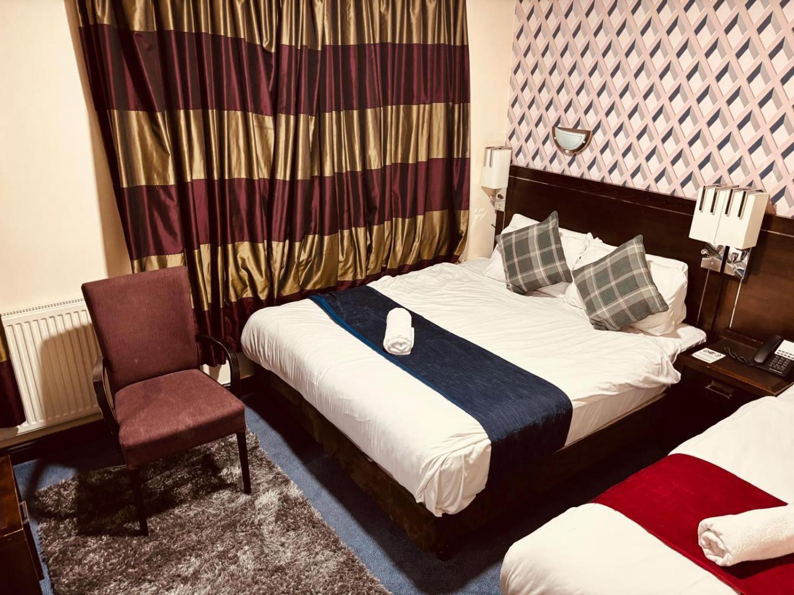 Acorn Lodge Hotel Gatwick & Parking Horley Eksteriør billede